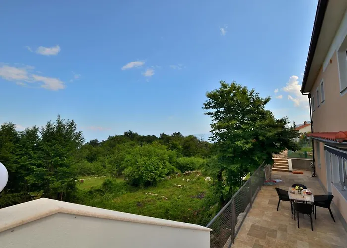 Apartamento New With Terrace 3 *